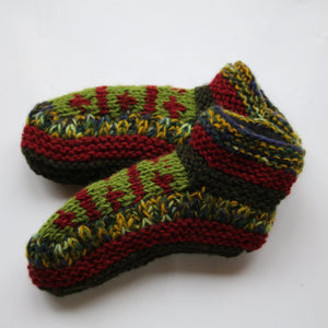 
                  
                    Load image into Gallery viewer, Slippers Winter Tone
                  
                