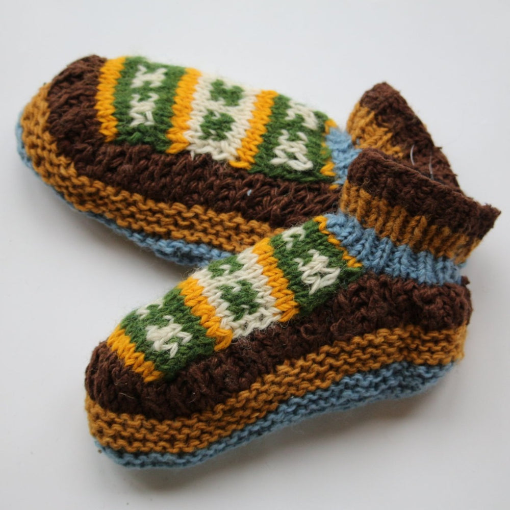 
                  
                    Load image into Gallery viewer, Slippers Winter Tone
                  
                
