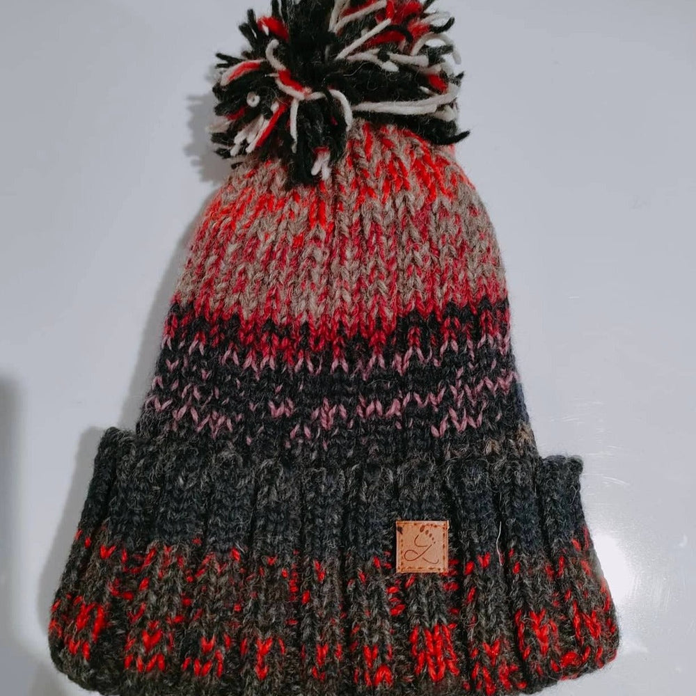 
                  
                    Load image into Gallery viewer, Surf Skate Pom Pom Beanie
                  
                