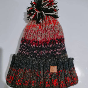 
                  
                    Load image into Gallery viewer, Surf Skate Pom Pom Beanie
                  
                
