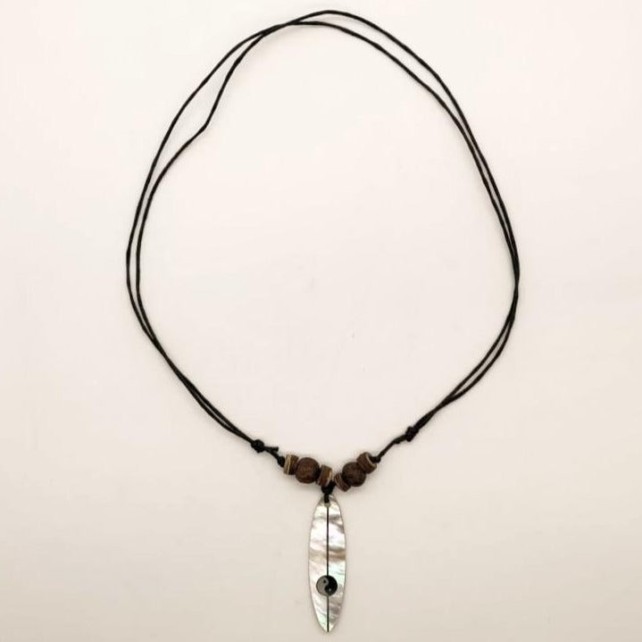 
                  
                    Load image into Gallery viewer, Surfboard Shell Necklace
                  
                