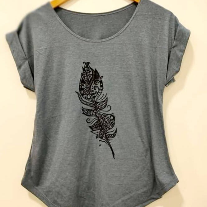 
                  
                    Load image into Gallery viewer, T Shirt Feather
                  
                