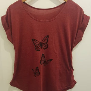 
                  
                    Load image into Gallery viewer, T Shirt Butterfly
                  
                