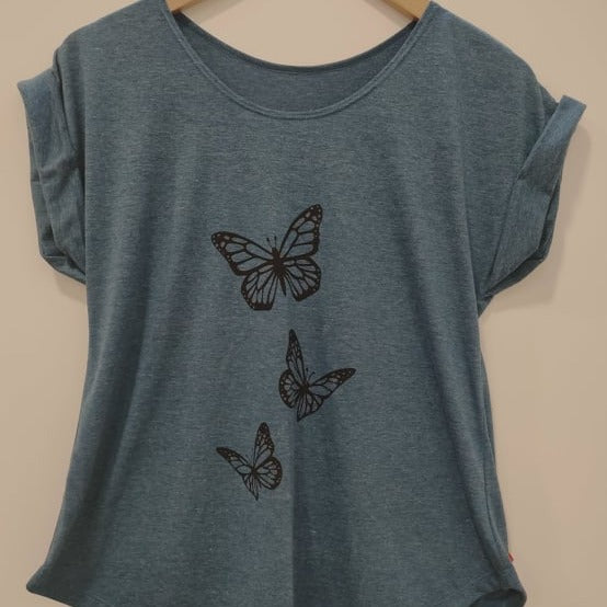 
                  
                    Load image into Gallery viewer, T Shirt Butterfly
                  
                