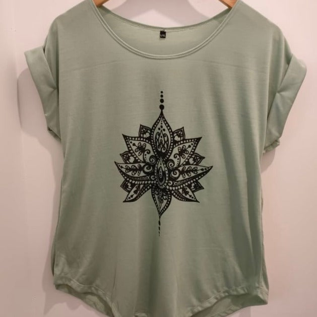 
                  
                    Load image into Gallery viewer, T Shirt  Mandala
                  
                