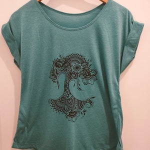 
                  
                    Load image into Gallery viewer, T Shirt Tree
                  
                