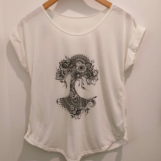 
                  
                    Load image into Gallery viewer, T Shirt Tree
                  
                