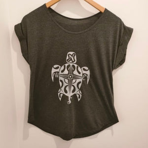 
                  
                    Load image into Gallery viewer, T Shirt Turtle
                  
                