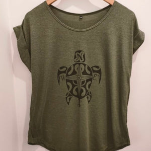 
                  
                    Load image into Gallery viewer, T Shirt Turtle
                  
                