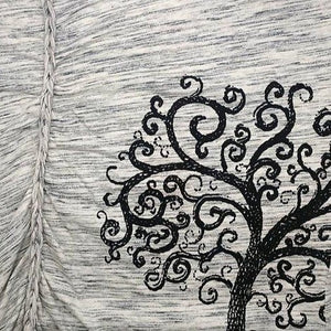 
                  
                    Load image into Gallery viewer, Top Tree Longsleeve
                  
                