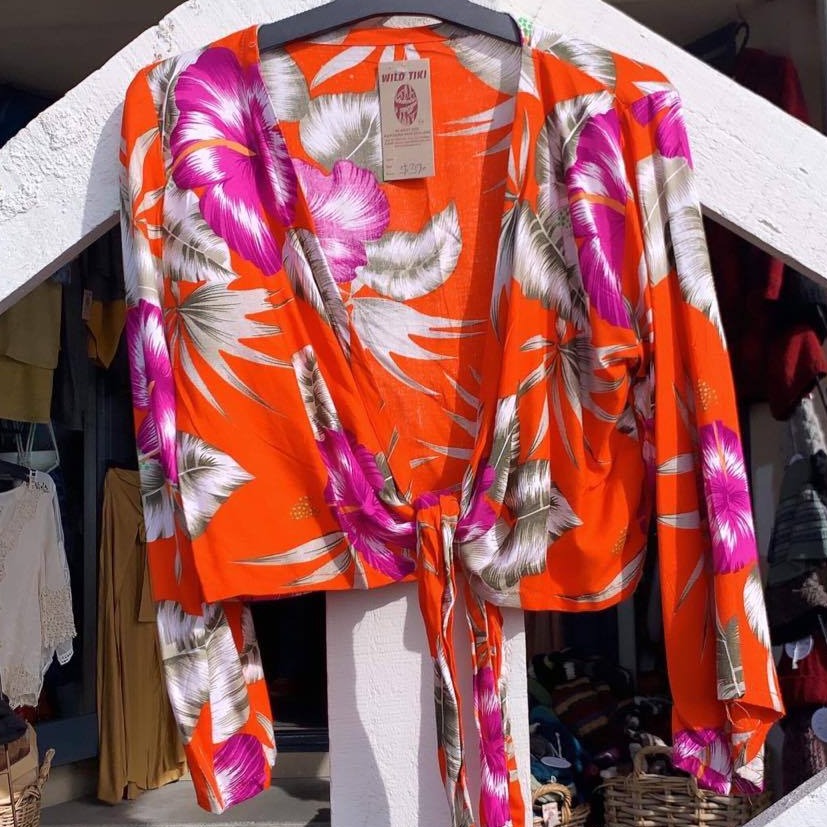 
                  
                    Load image into Gallery viewer, Tropical Tye Top
                  
                