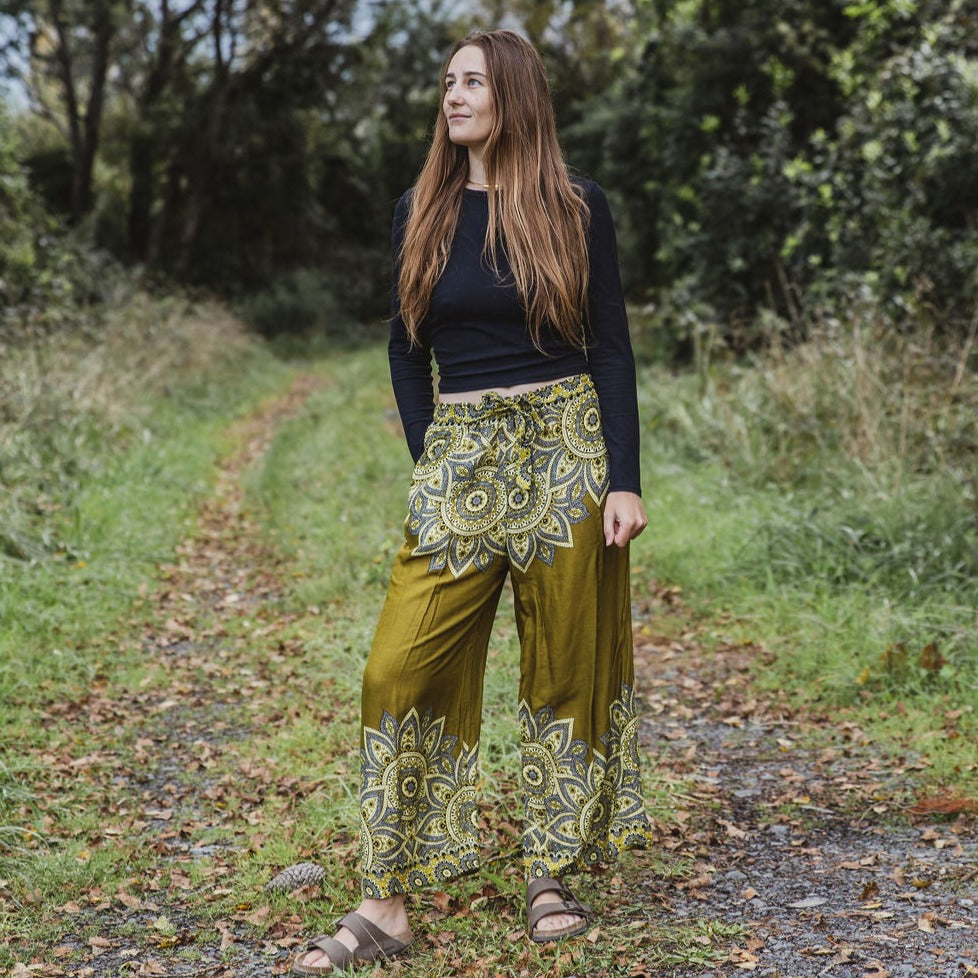 
                  
                    Load image into Gallery viewer, Uluwatu Pants
                  
                