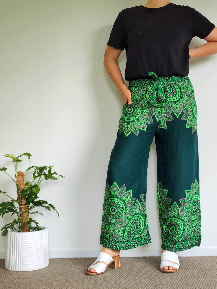 
                  
                    Load image into Gallery viewer, Uluwatu Pants
                  
                