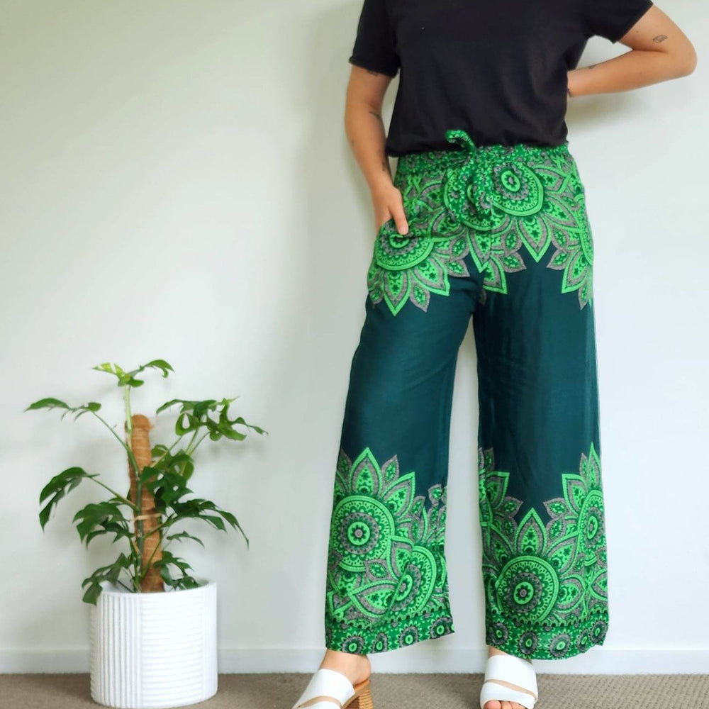 
                  
                    Load image into Gallery viewer, Uluwatu Pants
                  
                