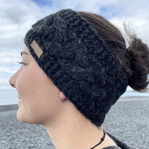 
                  
                    Load image into Gallery viewer, Cable Wool Headband
                  
                