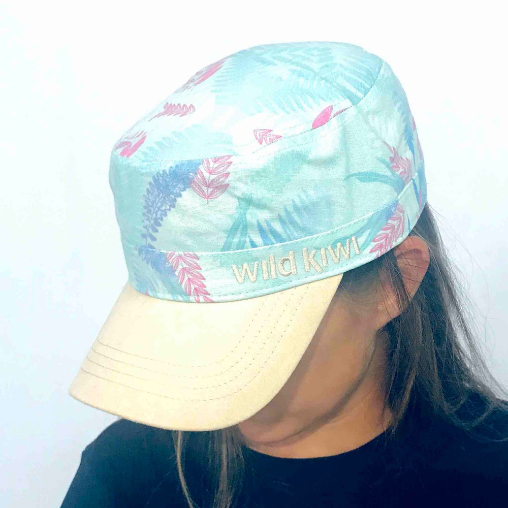 
                  
                    Load image into Gallery viewer, 324C Cap Womens
                  
                