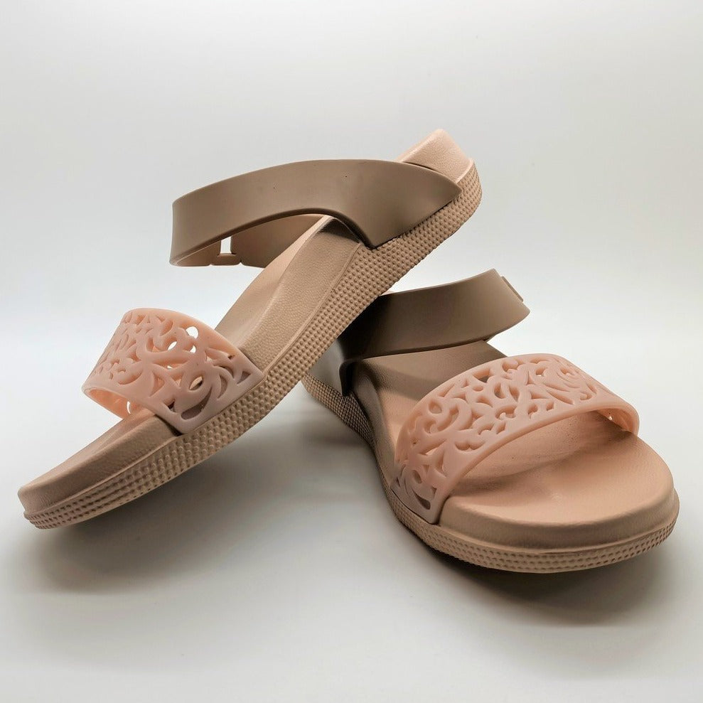 
                  
                    Load image into Gallery viewer, Macy Sandals
                  
                